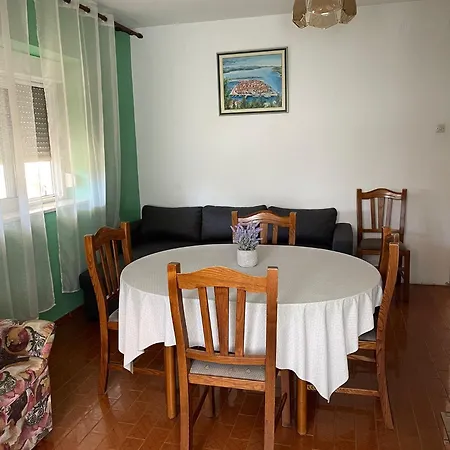 Appartement Frane Tribalj